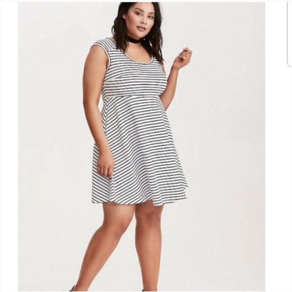 Torrid Crossback Striped Fit & Flare Dress White Blue 2X Sleeveless‎ 0095 - Picture 1 of 7